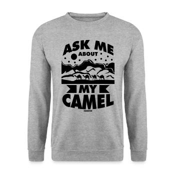 Ask Me About My Camel - Unisex Pullover - Weißgrau meliert - Vorne - Alina (178cm) & Michal (187cm)