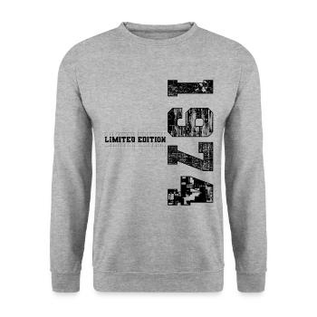 Limited Edition 1974 Year of birth 1974 Birthday - Unisex Sweatshirt - salt & pepper - Front - Alina (178cm) & Michal (187cm)