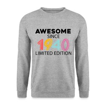 Fantastique depuis 1940 - né en 1940 - Sweat-shirt Unisexe - gris chiné - Devant - Alina (178cm) & Michal (187cm)