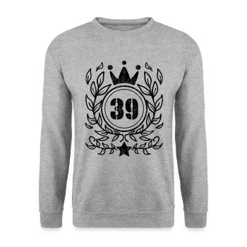 39 - Année de naissance Année de naissance 1939 - Sweat-shirt Unisexe - gris chiné - Devant - Alina (178cm) & Michal (187cm)