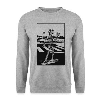 Skelett mit Skateboard überquert eine Landstrasse. - Unisex Pullover - Weißgrau meliert - Vorne - Alina (178cm) & Michal (187cm)
