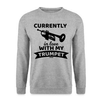 Musiklehrer liebt seine Trompete - Unisex Pullover - Weißgrau meliert - Vorne - Alina (178cm) & Michal (187cm)