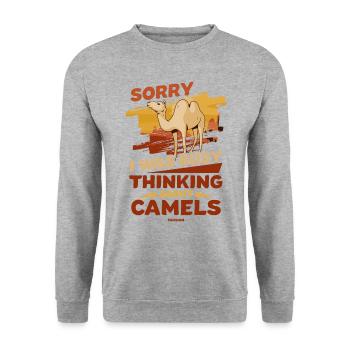 Sorry I Was Busy Thinking About Camels - Unisex Pullover - Weißgrau meliert - Vorne - Alina (178cm) & Michal (187cm)