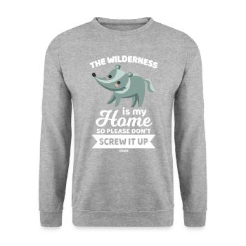 Die Wildnis ist mein Zuhause Stinktier - Unisex Pullover - Weißgrau meliert - Vorne - Alina (178cm) & Michal (187cm)