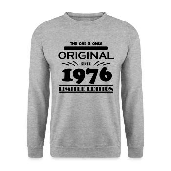 1976 - Year of construction 1976 - Born 1976 - Unisex Sweatshirt - salt & pepper - Front - Alina (178cm) & Michal (187cm)