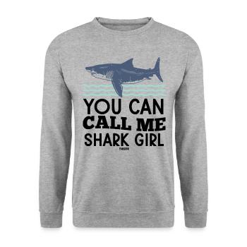 Nenn mich Hai Mädchen - Unisex Pullover - Weißgrau meliert - Vorne - Alina (178cm) & Michal (187cm)