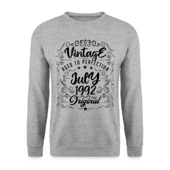 Jahrgang Geboren im Juli 1992 Jubiläum Juli - Unisex Pullover - Weißgrau meliert - Vorne - Alina (178cm) & Michal (187cm)