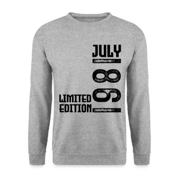 Geschenk Juli 1981. Geburtstag Juli 1981. - Unisex Pullover - Weißgrau meliert - Vorne - Alina (178cm) & Michal (187cm)