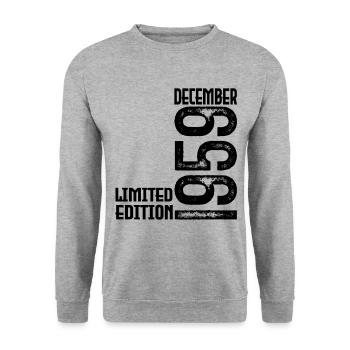 Cadeau Anniversaire Décembre 1959. Decembre 1959. - Sweat-shirt Unisexe - gris chiné - Devant - Alina (178cm) & Michal (187cm)
