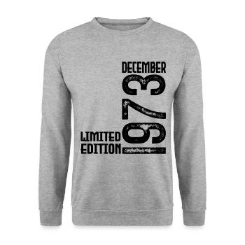 Birthday Gift December 1973. December 1973. - Unisex Sweatshirt - salt & pepper - Front - Alina (178cm) & Michal (187cm)