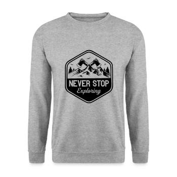 N’arrêtez jamais d’explorer - Randonnée en plein air - Sweat-shirt Unisexe - gris chiné - Devant - Alina (178cm) & Michal (187cm)