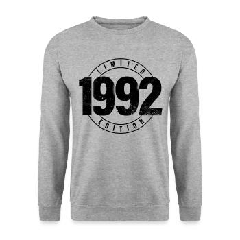 Limited Edition 1992 Year of Birth Urban Birthday - Unisex Sweatshirt - salt & pepper - Front - Alina (178cm) & Michal (187cm)