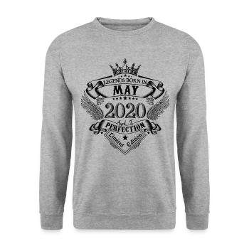 Geburtstag Mai 2020 Mai Geburtstag 2020 - Unisex Pullover - Weißgrau meliert - Vorne - Alina (178cm) & Michal (187cm)