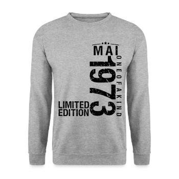 Birthday May 1973 May born in May - Unisex Sweatshirt - salt & pepper - Front - Alina (178cm) & Michal (187cm)