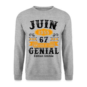 67 Ans Anniversaire Vintage Né(e) en Juin 1955 - Sweat-shirt Unisexe - gris chiné - Devant - Alina (178cm) & Michal (187cm)
