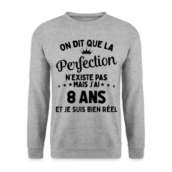 J'ai 8 Ans et je suis bien réel - perfection - Sweat-shirt Unisexe - gris chiné - Devant - Alina (178cm) & Michal (187cm)