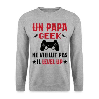 Un Papa Geek Ne Vieillit Pas Il Level Up - Sweat-shirt Unisexe - gris chiné - Devant - Alina (178cm) & Michal (187cm)