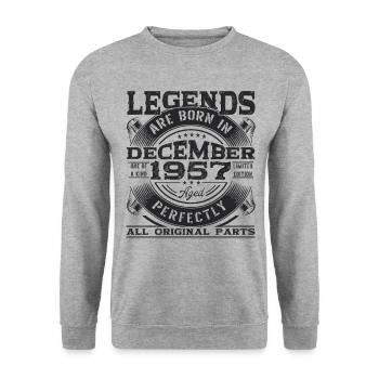 Né en décembre 1957 65e anniversaire Légende Mann - Sweat-shirt Unisexe - gris chiné - Devant - Alina (178cm) & Michal (187cm)