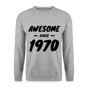 1970 Jahrgang Awesome Since 1970 Geschenkidee - Unisex Pullover - Weißgrau meliert - Vorne - Alina (178cm) & Michal (187cm)