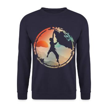 Free Rock Climber Solo Sunrise - Unisex Pullover - Navy - Vorne - Alina (178cm) & Michal (187cm)