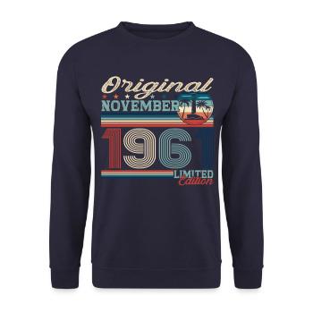 Original November 1961 61st birthday gift - Unisex Sweatshirt - navy - Front - Alina (178cm) & Michal (187cm)