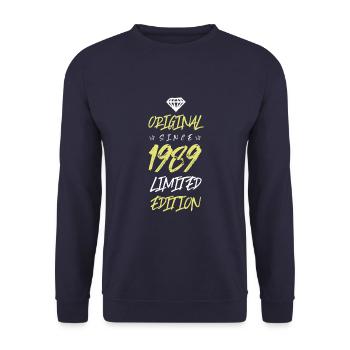 1989 Limited Edition - Unisex Sweatshirt - navy - Front - Alina (178cm) & Michal (187cm)