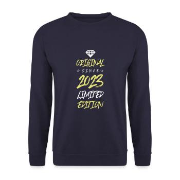 Édition limitée 2023 - Sweat-shirt Unisexe - marine - Devant - Alina (178cm) & Michal (187cm)