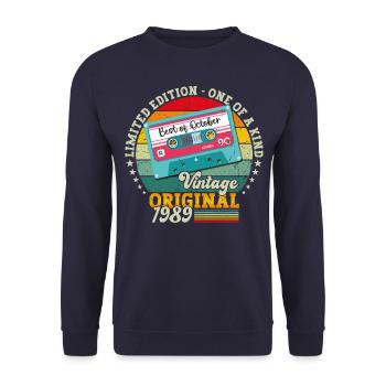 34th Birthday Retro Cassette Best of Octobre 1989 - Sweat-shirt Unisexe - marine - Devant - Alina (178cm) & Michal (187cm)