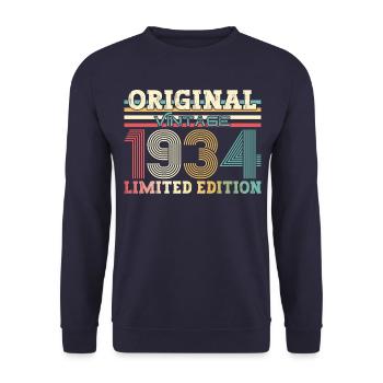 Original 1934 Jahrgang 1934 90. Geburtstag 1934 - Unisex Pullover - Navy - Vorne - Alina (178cm) & Michal (187cm)