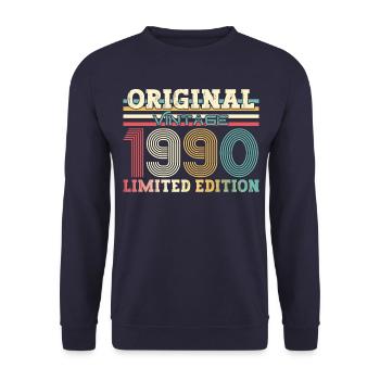 Original 1990 Vintage 1990 34th Birthday 1990 - Unisex Sweatshirt - navy - Front - Alina (178cm) & Michal (187cm)