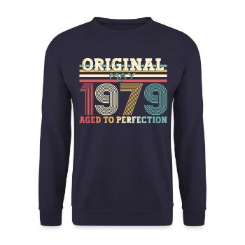 Original Mai 1979 Jahrgang 1979 Geburtstag 1979 - Unisex Pullover - Navy - Vorne - Alina (178cm) & Michal (187cm)