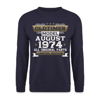 49th Birthday Man Oldtimer August Year 1974 - Unisex Sweatshirt - navy - Front - Alina (178cm) & Michal (187cm)