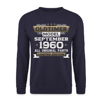 63ème anniversaire voiture classique septembre millésime 1960 - Sweat-shirt Unisexe - marine - Devant - Alina (178cm) & Michal (187cm)
