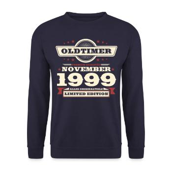24e anniversaire voiture classique novembre vintage 1999 - Sweat-shirt Unisexe - marine - Devant - Alina (178cm) & Michal (187cm)