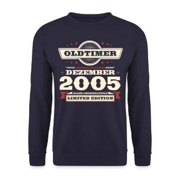 18. Geburtstag Oldtimer Dezember Jahrgang 2005 - Unisex Pullover - Navy - Vorne - Alina (178cm) & Michal (187cm)