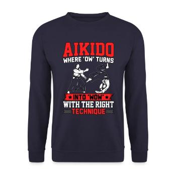 Aikido, wo mit dem Richtigen aus dem Au ein Wow wird - Unisex Pullover - Navy - Vorne - Alina (178cm) & Michal (187cm)