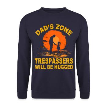 Eindringlinge in die Dad's Zone werden umarmt - Unisex Pullover - Navy - Vorne - Alina (178cm) & Michal (187cm)