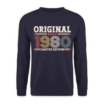 Original Mai 1980 Jahrgang 1980 Geburtstag 1980 - Unisex Pullover - Navy - Vorne - Alina (178cm) & Michal (187cm)