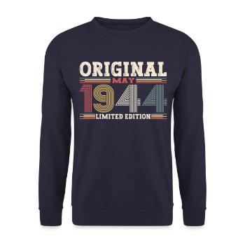 Original mai 1944 Vintage 1944 anniversaire 1944 - Sweat-shirt Unisexe - marine - Devant - Alina (178cm) & Michal (187cm)