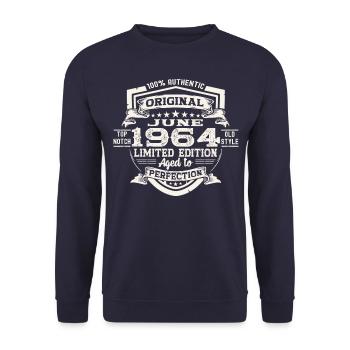 59e anniversaire Juin Millésime 1964 Bouclier original - Sweat-shirt Unisexe - marine - Devant - Alina (178cm) & Michal (187cm)