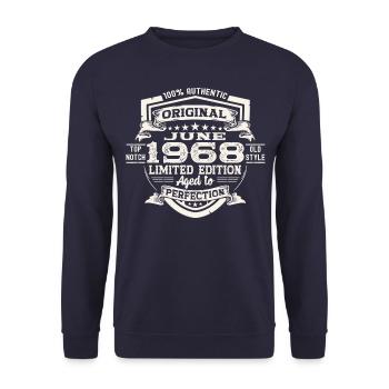 55e anniversaire Juin Millésime 1968 Bouclier original - Sweat-shirt Unisexe - marine - Devant - Alina (178cm) & Michal (187cm)