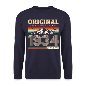 90e anniversaire mari Original avril Vintage 1934 - Sweat-shirt Unisexe - marine - Devant - Alina (178cm) & Michal (187cm)