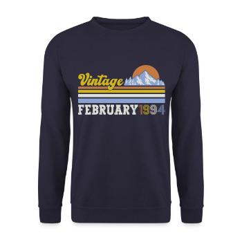 30. Geburtstag Vintage Februar Jahrgang 1994 - Unisex Pullover - Navy - Vorne - Alina (178cm) & Michal (187cm)