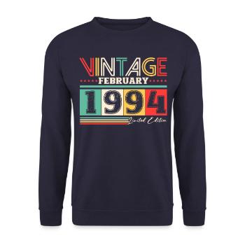30. Geburtstag Vintage Februar Jahrgang 1994 - Unisex Pullover - Navy - Vorne - Alina (178cm) & Michal (187cm)