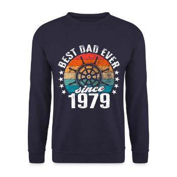 Best dad in the world since 1979 captain - Unisex Sweatshirt - navy - Front - Alina (178cm) & Michal (187cm)