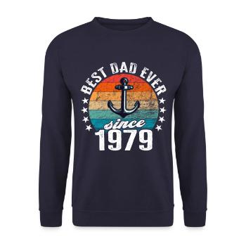 Best dad in the world since 1979 anchor - Unisex Sweatshirt - navy - Front - Alina (178cm) & Michal (187cm)