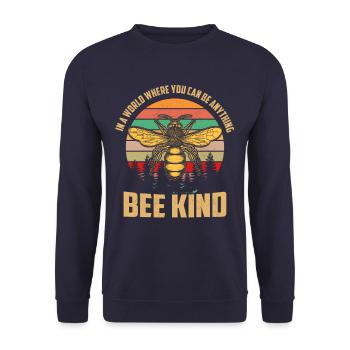 Bee kind Biene Imker Imkerei - Unisex Pullover - Navy - Vorne - Alina (178cm) & Michal (187cm)