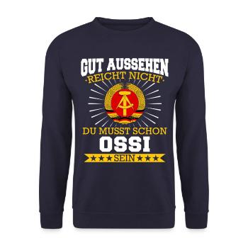 Ostdeutschland Osten Ossi DDR Heimat Ostblock - Unisex Pullover - Navy - Vorne - Alina (178cm) & Michal (187cm)