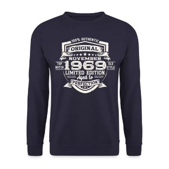 Original November 1969 53rd Birthday Gift - Unisex Sweatshirt - navy - Front - Alina (178cm) & Michal (187cm)