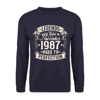 Novembre Né en 1987 Legends Anniversaire - Sweat-shirt Unisexe - marine - Devant - Alina (178cm) & Michal (187cm)